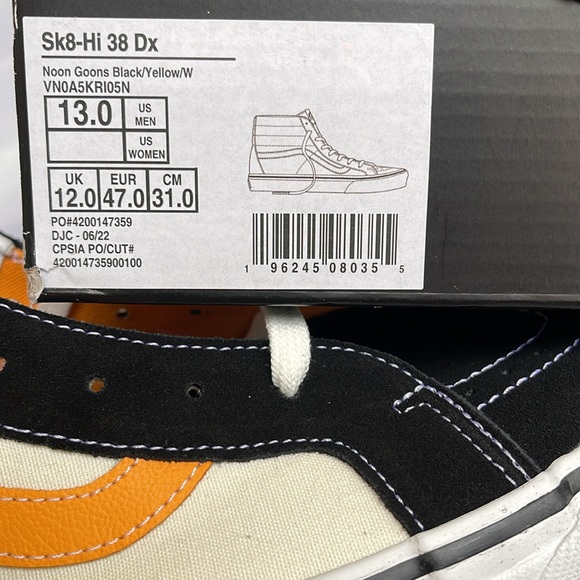 Vans Men’s Sk8-Hi 38 Dx
Noon Goons Black/Yellow/White 
VN0A5KRI05N
Sneakers - Picture 16 of 16